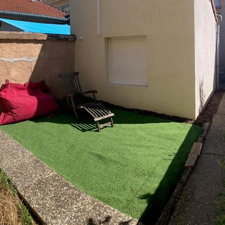 Jolie, Cozy, Confortable Maison De Ville Au Calme A 5Min Du Centre De Verdun, Parking Devant La Maison Belleville-Sur-Meuse المظهر الخارجي الصورة